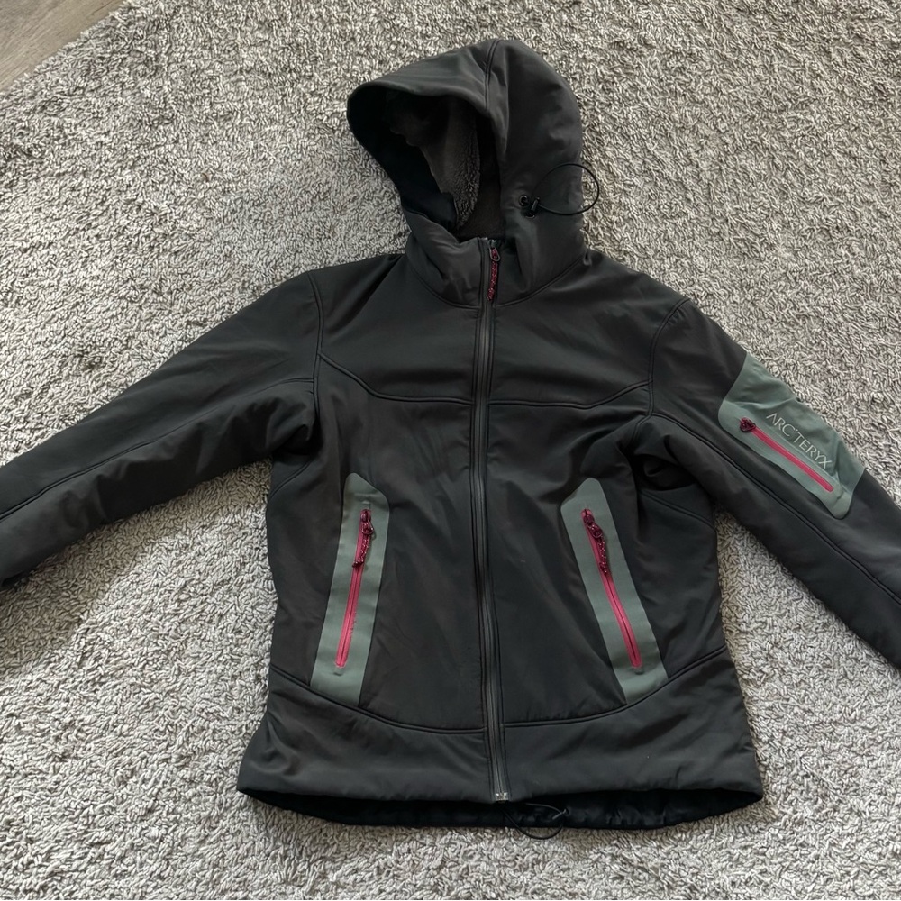 Arc’teryx Softshell Hooded Jacket Technical Outdo… - image 1